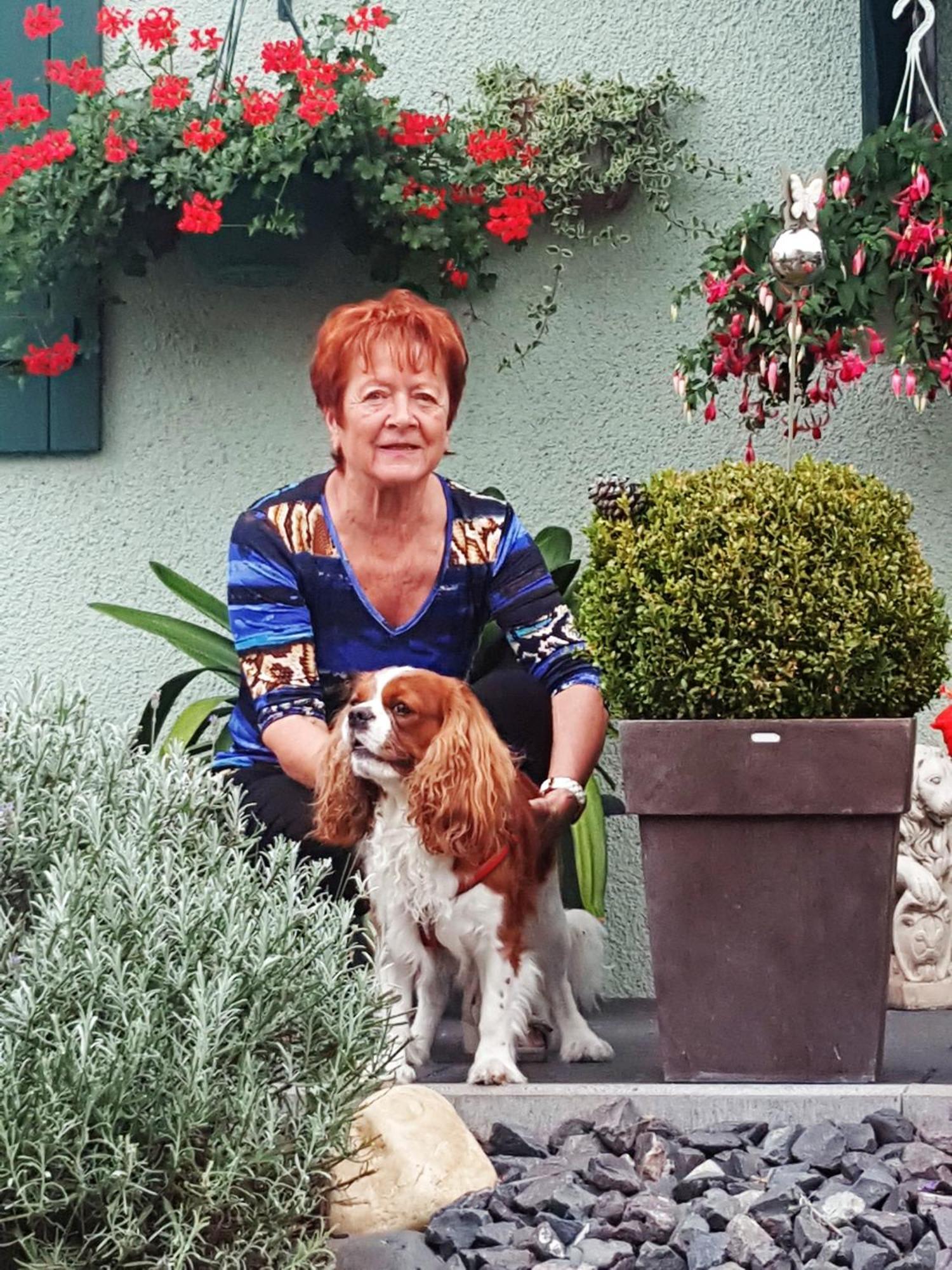 Le Nid Fleuri De Cravanche Bagian luar foto
